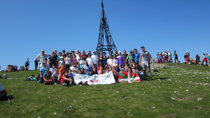 18534658809_899df376ef_k